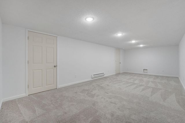 11036 27th Avenue S, Burnsville, MN 55337