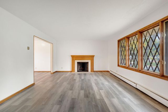 11036 27th Avenue S, Burnsville, MN 55337