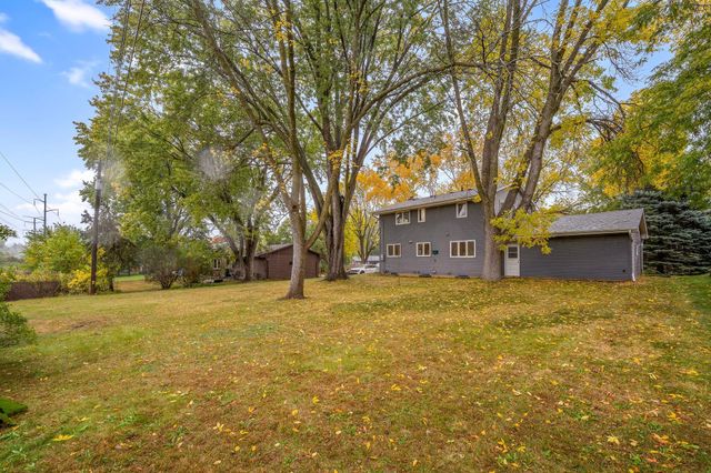 11036 27th Avenue S, Burnsville, MN 55337