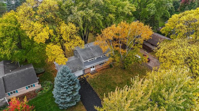11036 27th Avenue S, Burnsville, MN 55337