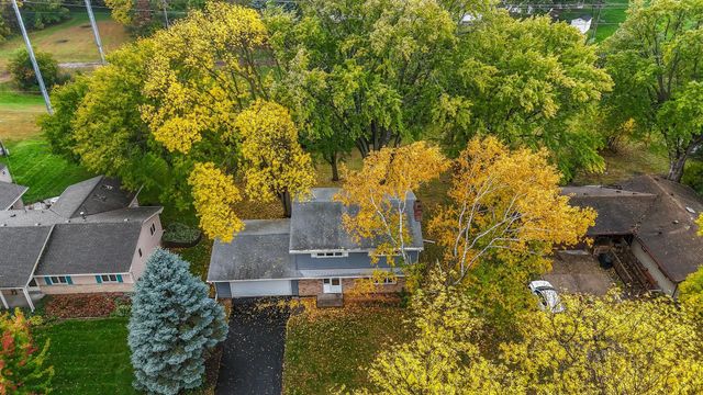 11036 27th Avenue S, Burnsville, MN 55337
