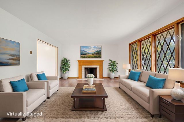 11036 27th Avenue S, Burnsville, MN 55337