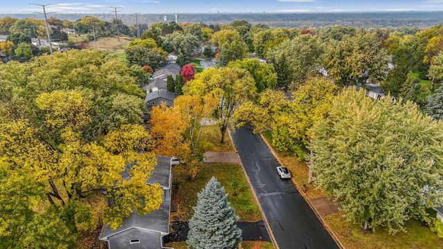 11036 27th Avenue S, Burnsville, MN 55337