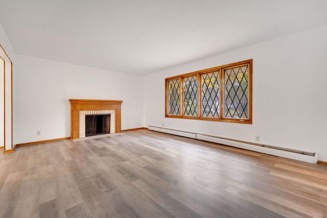 11036 27th Avenue S, Burnsville, MN 55337