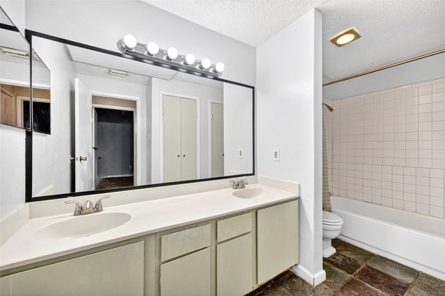 10053 Westpark Drive 297, Houston, TX 77042