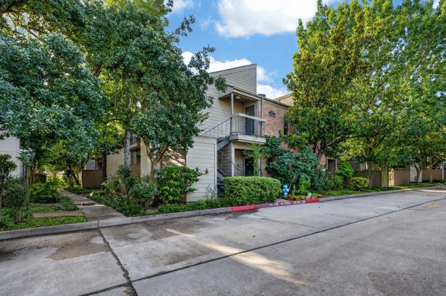 10053 Westpark Drive 297, Houston, TX 77042