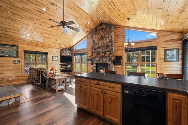 1095 80th Street, Amery, WI 54001