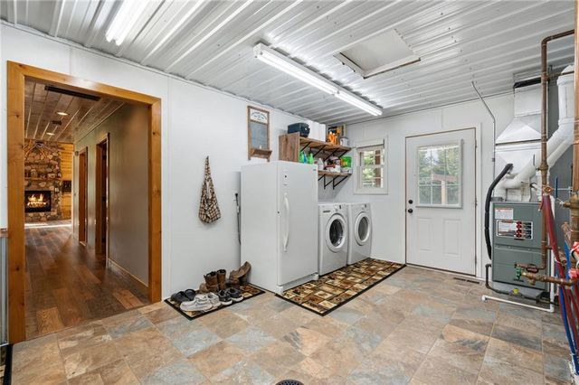 1095 80th Street, Amery, WI 54001