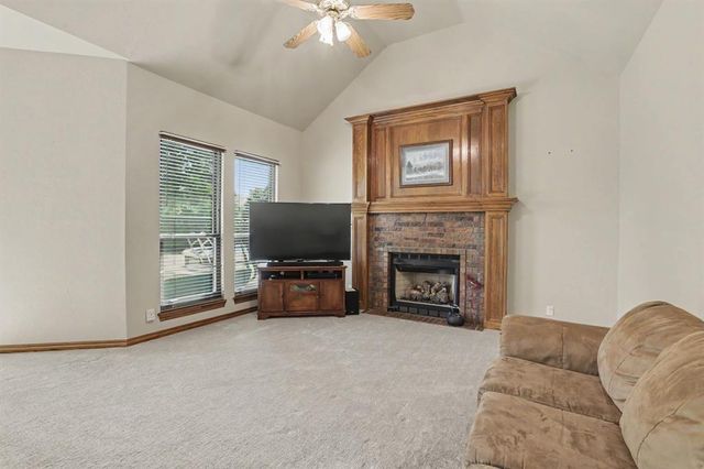 746 E Choctaw Street, Choctaw, OK 73020