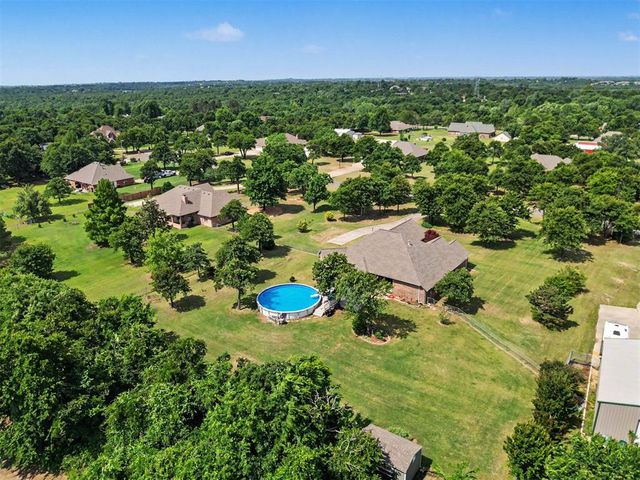 746 E Choctaw Street, Choctaw, OK 73020