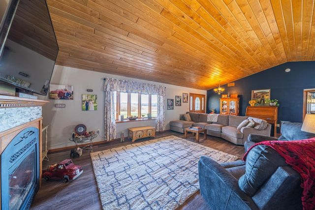 16290 County Highway 15, Audubon, MN 56511