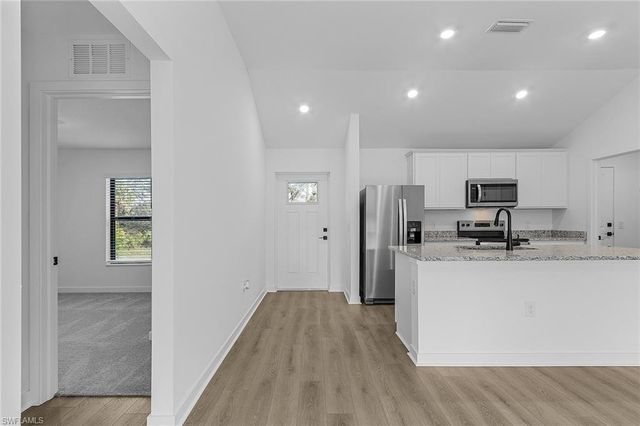 856 Gen D Macarthur AVE, Labelle, FL 33935