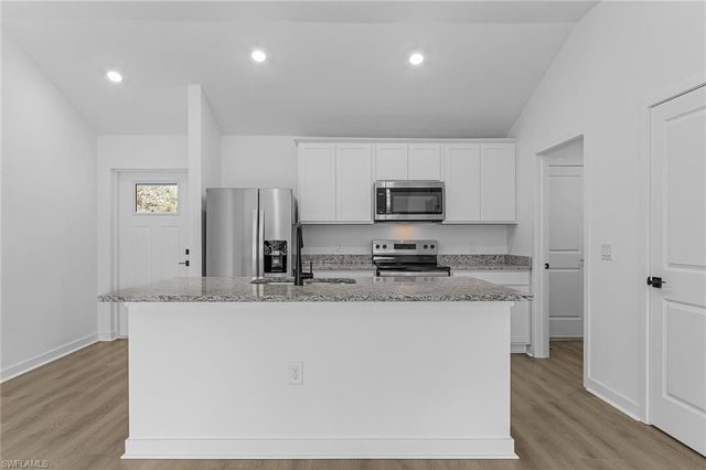 856 Gen D Macarthur AVE, Labelle, FL 33935