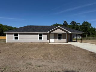 305 S Hampton Street, Pinewood, SC 29125