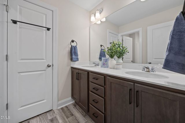 504 Henham Way, Zebulon, NC 27597