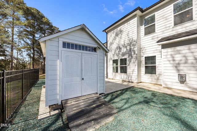 504 Henham Way, Zebulon, NC 27597