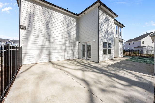 504 Henham Way, Zebulon, NC 27597