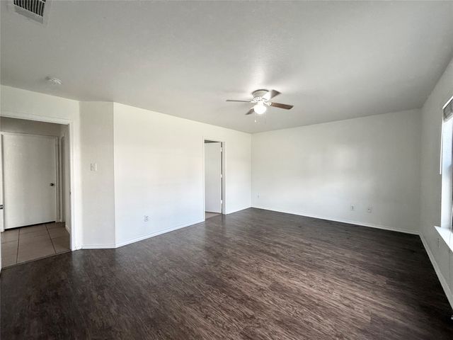 6016 Saddle Flap Drive, Fort Worth, TX 76179