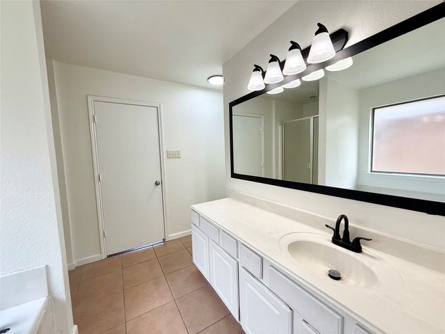 6016 Saddle Flap Drive, Fort Worth, TX 76179