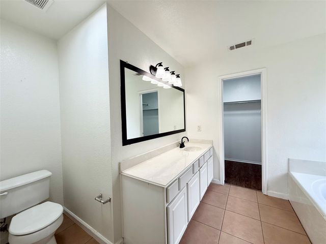 6016 Saddle Flap Drive, Fort Worth, TX 76179