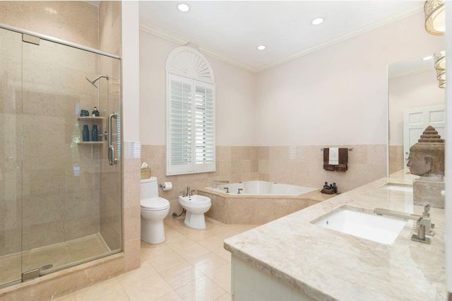 710 N County Road, Palm Beach, FL 33480