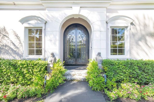 710 N County Road, Palm Beach, FL 33480