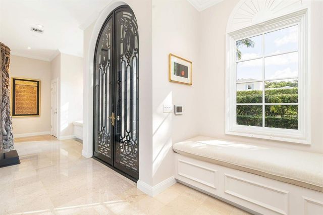 710 N County Road, Palm Beach, FL 33480