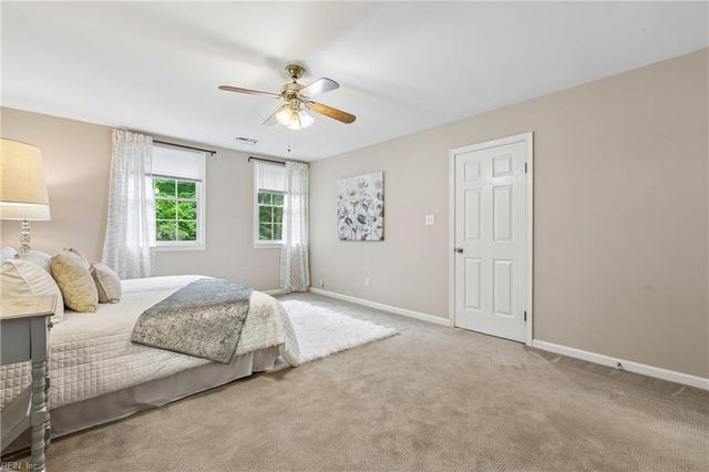 100 Accomac TURNG, Yorktown, VA 23693
