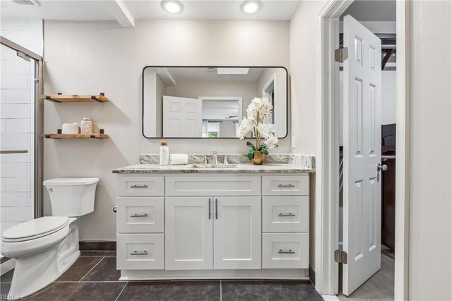 100 Accomac TURNG, Yorktown, VA 23693