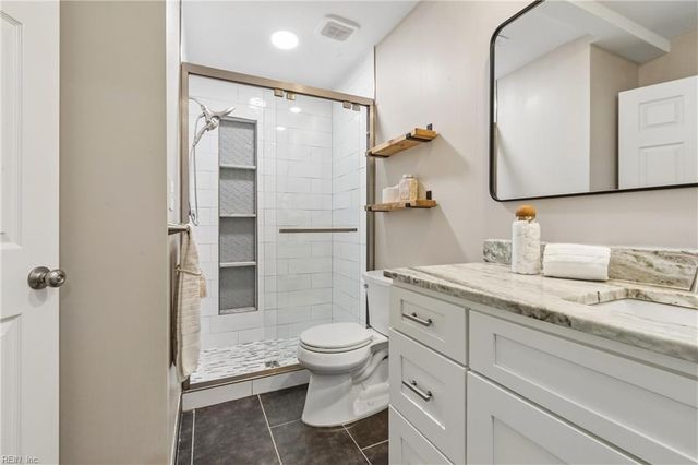 100 Accomac TURNG, Yorktown, VA 23693