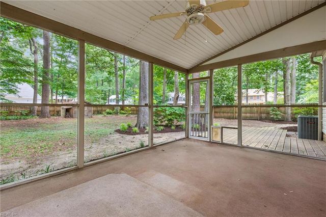 100 Accomac TURNG, Yorktown, VA 23693