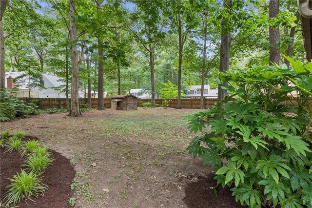 100 Accomac TURNG, Yorktown, VA 23693