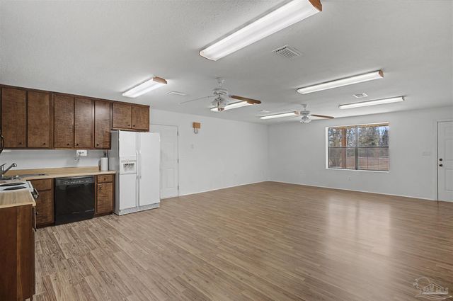 3401 Rocky Rd, Jay, FL 32565