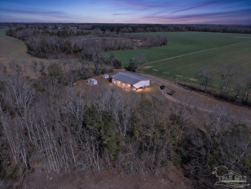 3401 Rocky Rd, Jay, FL 32565