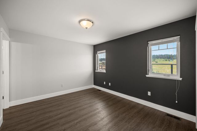 7706 E Bigelow Gulch Rd, Spokane, WA 99217