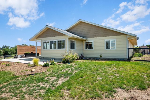 7706 E Bigelow Gulch Rd, Spokane, WA 99217