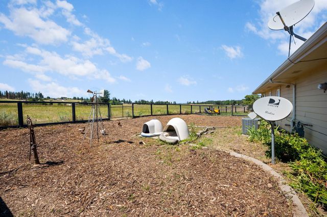 7706 E Bigelow Gulch Rd, Spokane, WA 99217