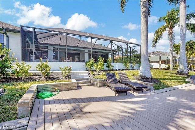 4921 Sorrento CT, Cape Coral, FL 33904