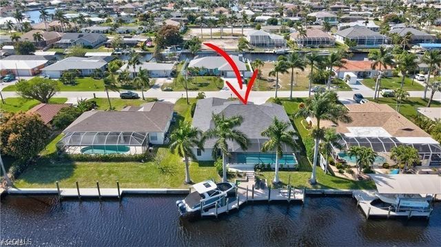 4921 Sorrento CT, Cape Coral, FL 33904