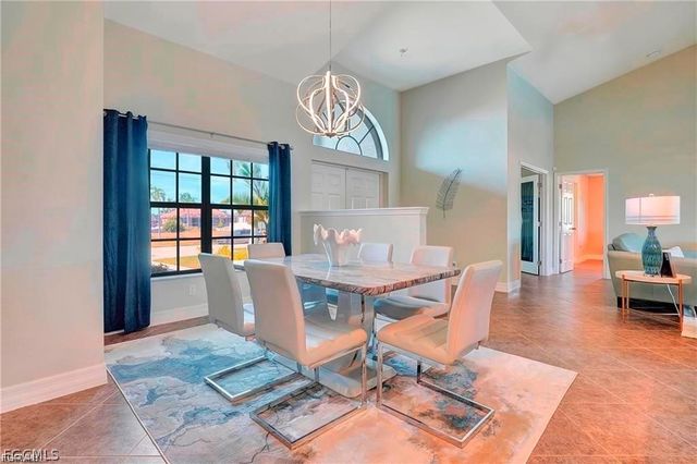 4921 Sorrento CT, Cape Coral, FL 33904