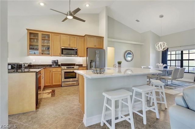 4921 Sorrento CT, Cape Coral, FL 33904