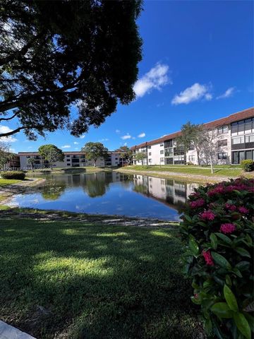 4975 E Sabal Palm Blvd 304, Tamarac, FL 33319