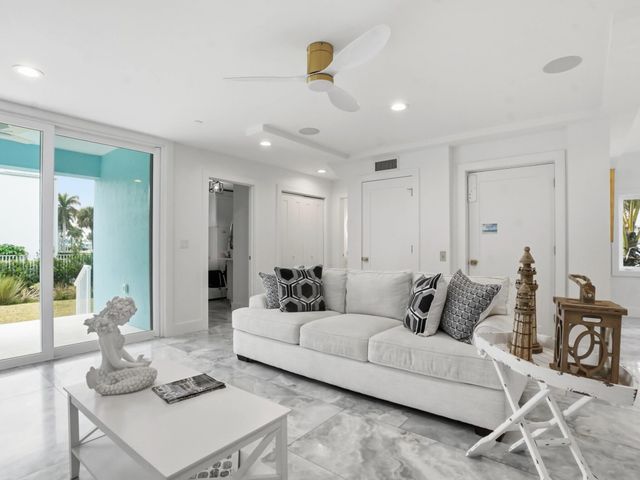 523 Coral Sands Way, Hutchinson Island, FL 34949