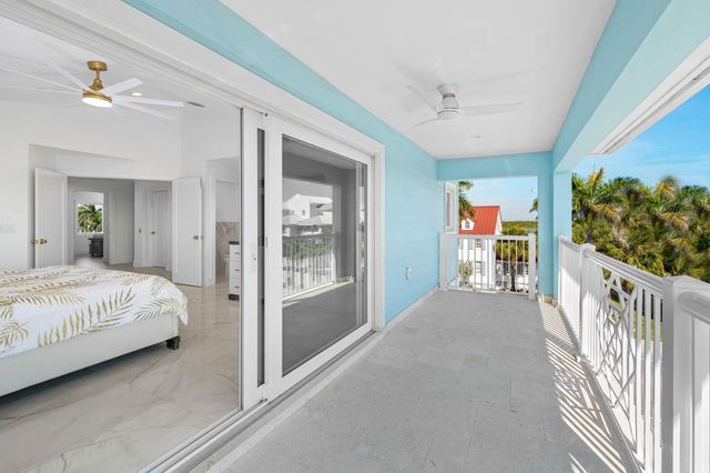 523 Coral Sands Way, Hutchinson Island, FL 34949