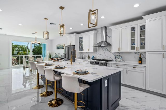 523 Coral Sands Way, Hutchinson Island, FL 34949