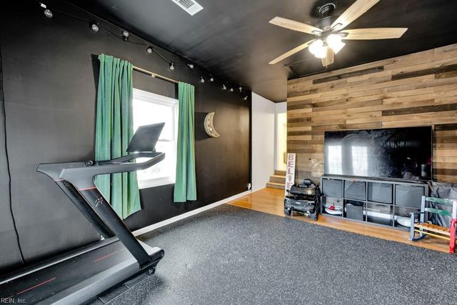 1680 Dylan DR, Virginia Beach, VA 23464