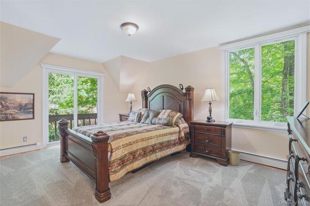 2 Timberland Pass, Chappaqua, NY 10514