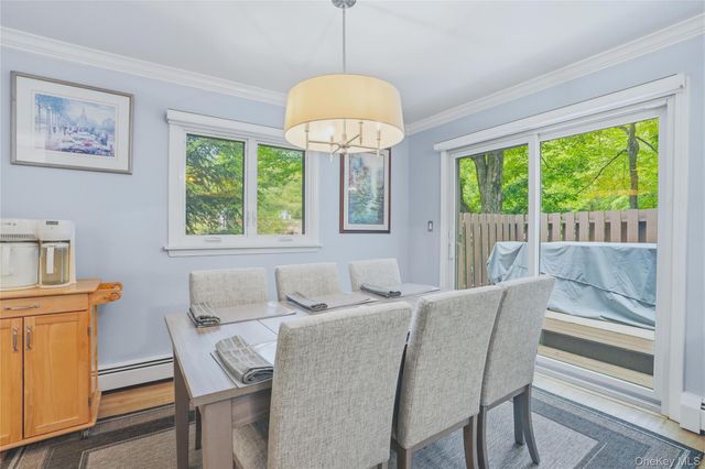 2 Timberland Pass, Chappaqua, NY 10514
