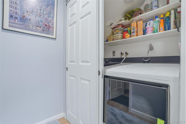 2 Timberland Pass, Chappaqua, NY 10514
