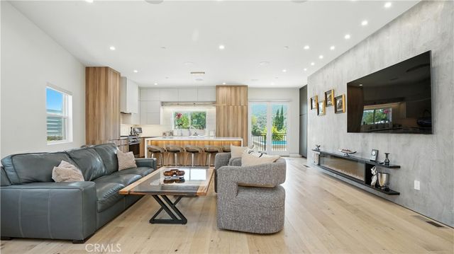 2806 Manhattan, La Crescenta, CA 91214